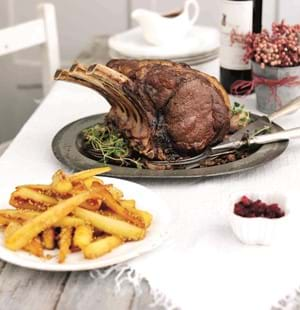 Festive Roast Beef with Cranberry and Red Onion Relish