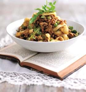 Keema Pasta  with Caramelised Onion