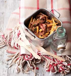 Steak Salad with Aromatic Dressing