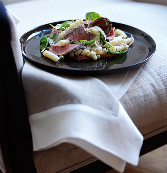 Beef,Pasta and Spinach Salad with Blue Cheese Dressing